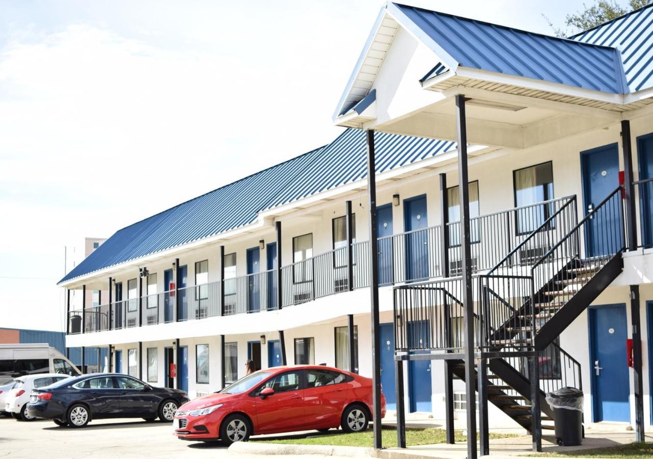 Bayfront Inn Biloxi Exterior foto